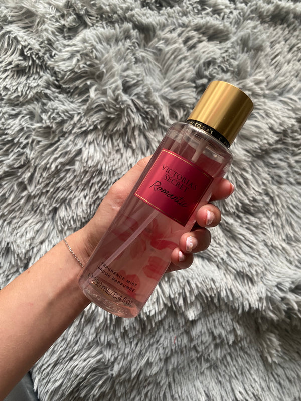 BODY SPLASH VICTORIA SECRET ROMANTIC